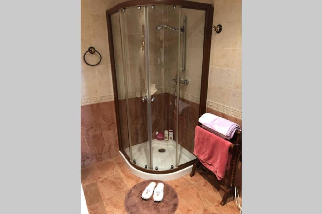 Casa En Granada Con Hermoso Jardin, Parking Calle المظهر الخارجي الصورة