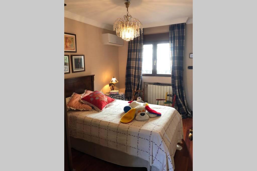 Casa En Granada Con Hermoso Jardin, Parking Calle المظهر الخارجي الصورة